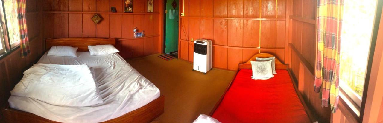 Sabaidee Guesthouse & Restaurant Nam Theun Esterno foto