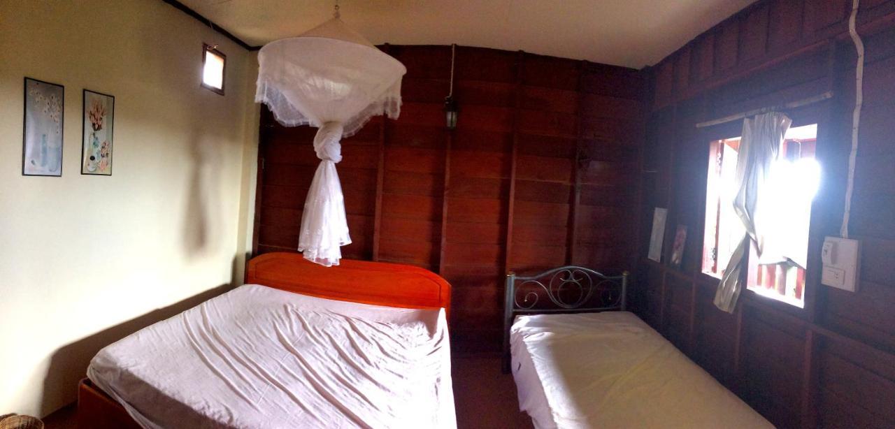 Sabaidee Guesthouse & Restaurant Nam Theun Esterno foto