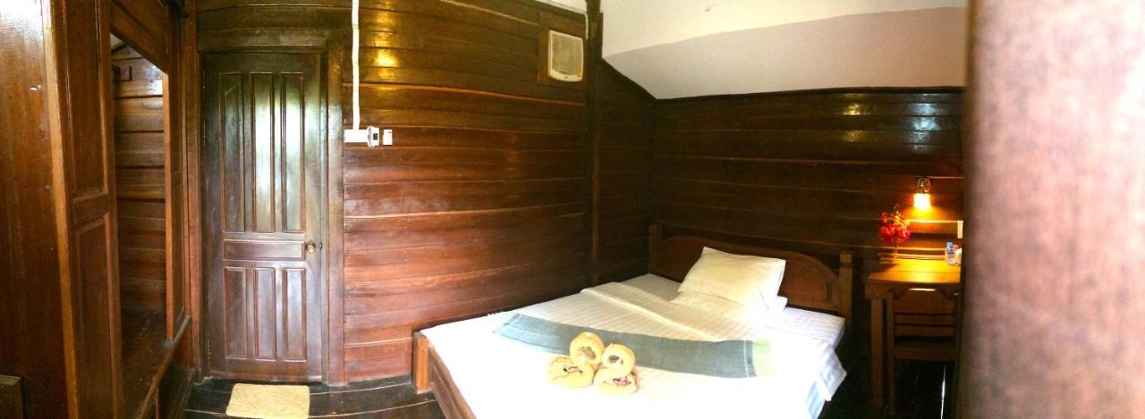 Sabaidee Guesthouse & Restaurant Nam Theun Esterno foto